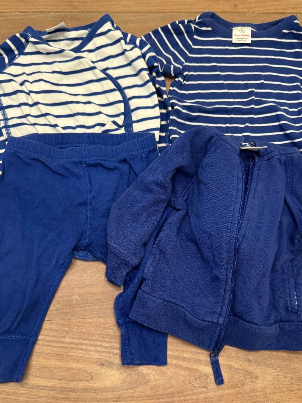Hanna Andersson Blue 4-Piece Bundle Stripe Bodysuit Tee Pants Bear Hoodie 6-12M
